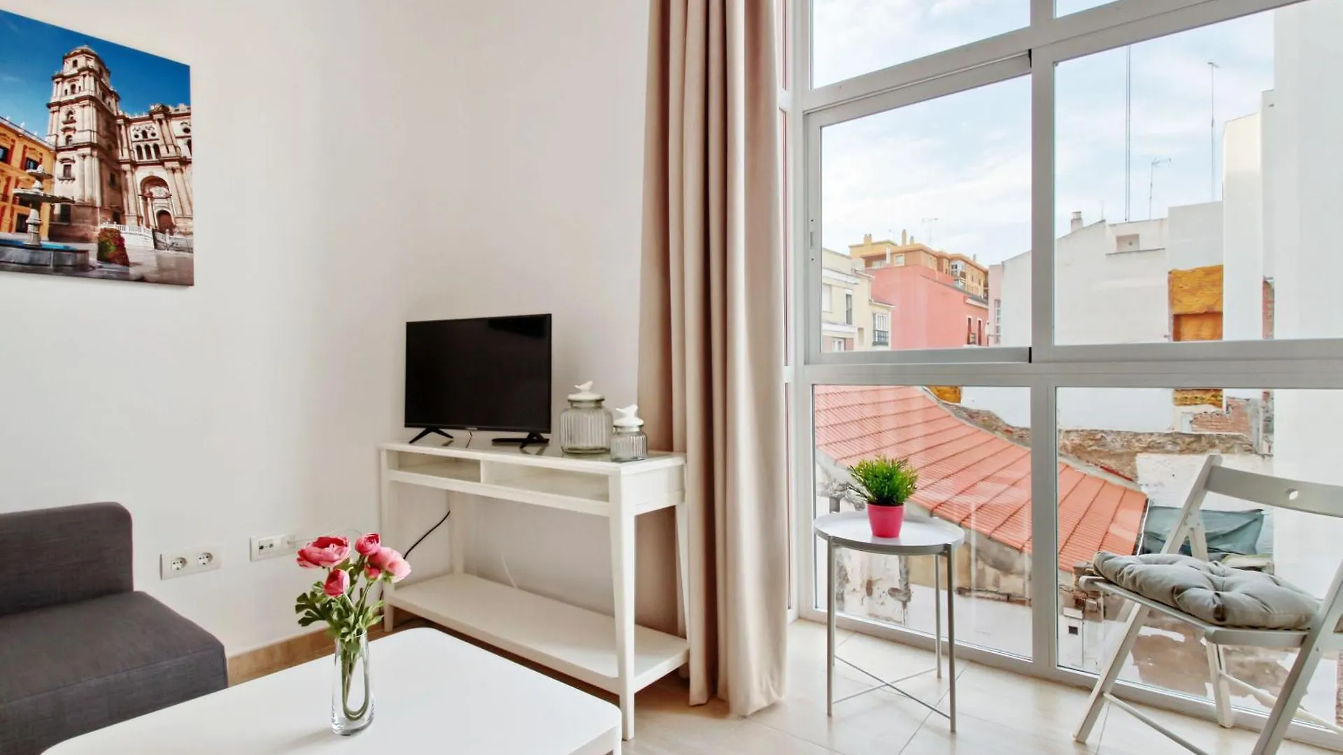 Daire Apartamento Terraza Privada 2D Malaga Centro